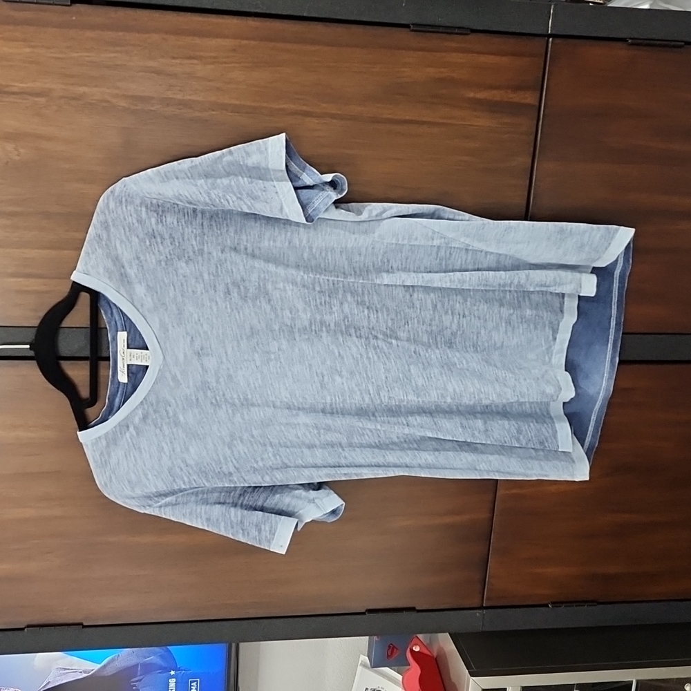 Men's Kenneth Cole T-Shirt. Size XL